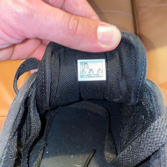 Vans Chukka Lows Size 13 - Picture 2 of 3